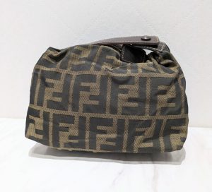 藤枝で【フェンディ】売るなら高価買取の買取おりづる藤枝駅前店にお任せください！