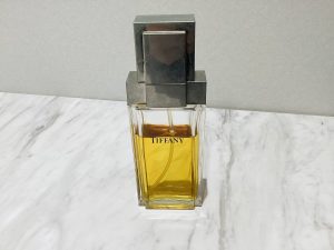 横浜市弘明寺で【香水】ブランドコスメを買取するなら買取おりづる横浜弘明寺店へ！