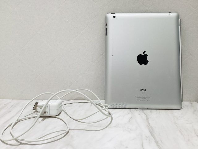 iPad アイパッド　apple アップル　16GB A1430 ICES-003 SH