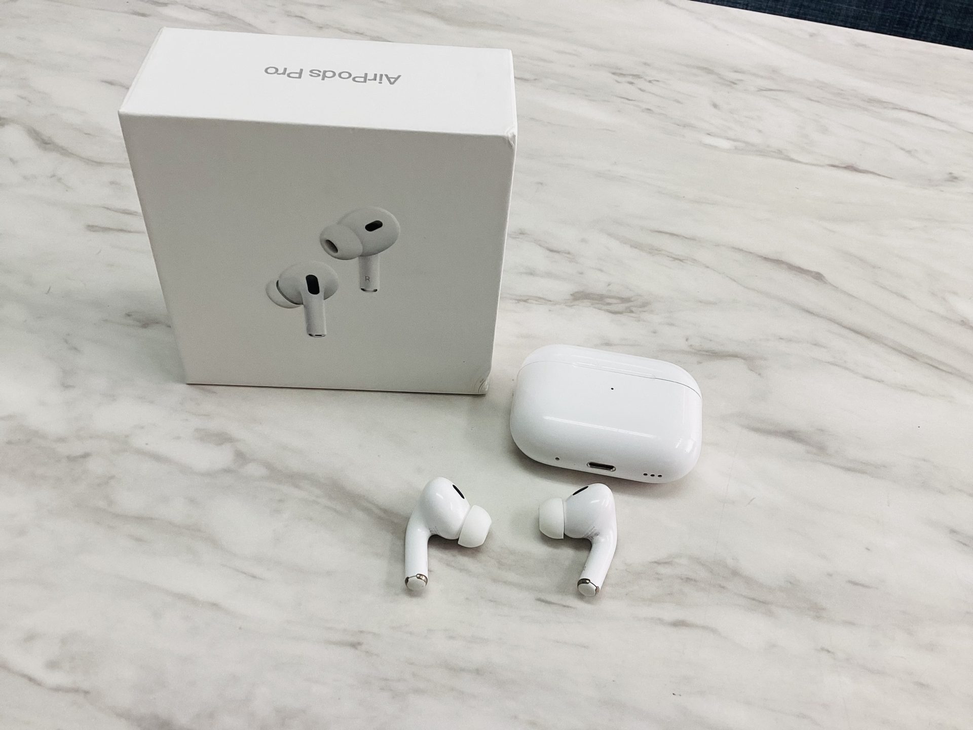 横浜市青葉区で【イヤホン】の買取なら買取おりづる横浜青葉店へ！