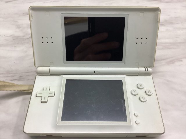 任天堂 Nintendo DSLite クリスタル・ホワイト [USG-001]