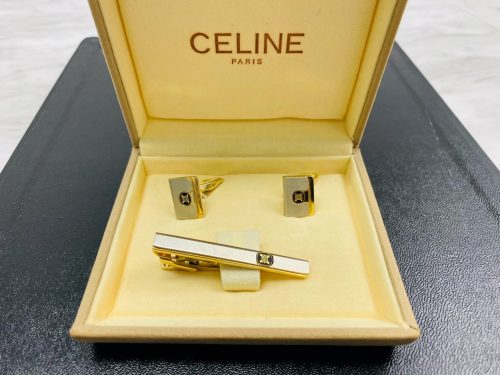 セリーヌ ネクタイピン カフス シルバー925 中古品 (106055) Yahoo!オークション -「セリーヌネクタイピン」の落札相場・落札価格