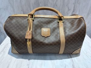 静岡市葵区で【セリーヌ（CELINE） 買取】セリーヌの出張買取なら買取おりづる静岡ドン・キホーテパウSBS通り店へ！