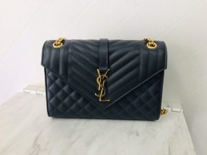 横浜市港南区上大岡で【YSL(サンローラン)買取】ブランド品を売るならリサイクルショップ買取おりづる横浜弘明寺店へ！
