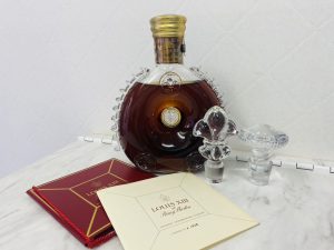 横浜市南区弘明寺でウイスキー、ブランデー、古酒などお酒の買取りなら買取おりづる横浜弘明寺店へ！