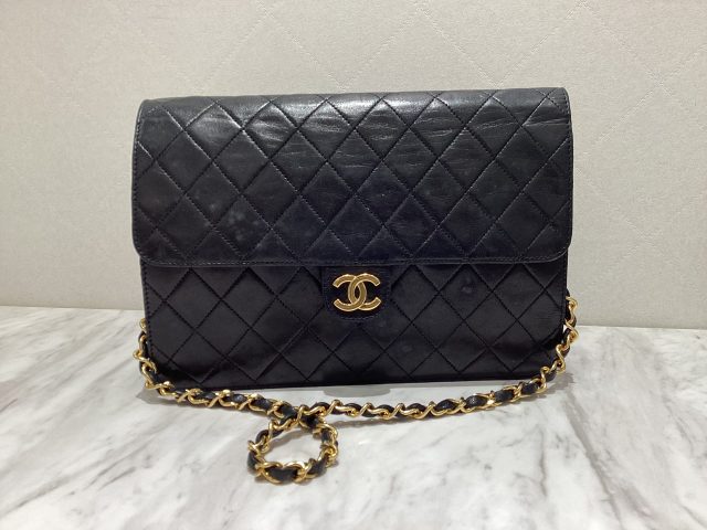 CHANEL シャネル マトラッセ プッシュロックチェーン ショルダーバッグ