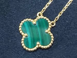 静岡市駿河区で【ヴァンクリーフ＆アーペル（Van Cleef & Arpels） 買取】ヴァンクリーフの高価買取なら買取おりづる静岡ドン・キホーテパウSBS通り店へ！