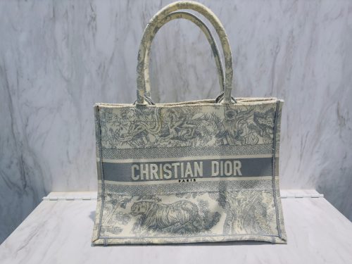 静岡市葵区で【ディオール （DIOR）買取】ディオールの高価買取なら買取おりづる静岡ドン・キホーテパウSBS通り店へ！