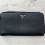 PRADA レザー 長財布