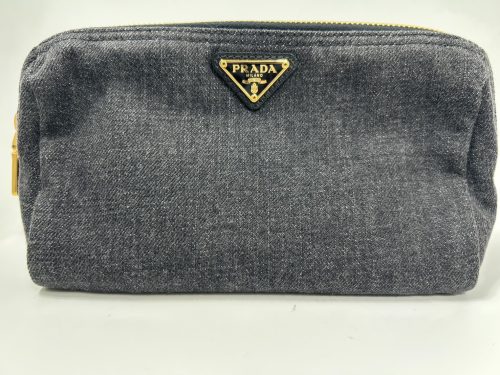 横浜市青葉区で【プラダ（PRADA）の高価買取】ブランド買取なら買取おりづる横浜青葉店にお任せください！