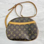 LV モノグラム ブロワ ショルダーバッグ M51221