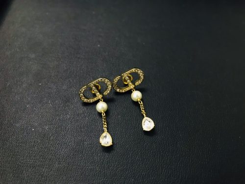 横浜市南区井土ヶ谷で【クリスチャンディオール（Dior ）買取強化中！】リサイクルショップ買取おりづる横浜弘明寺店！