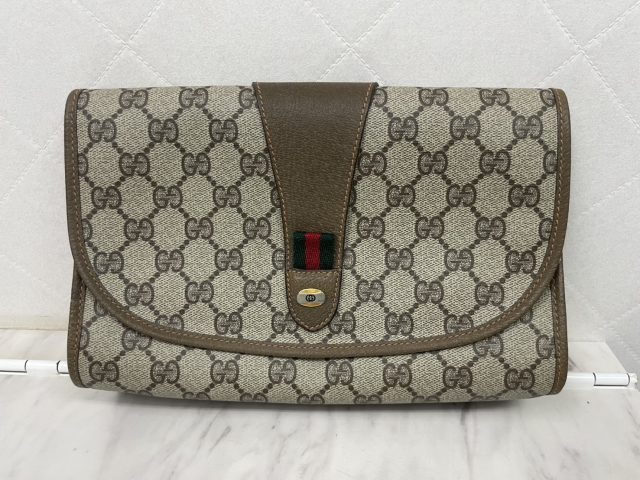 GUCCI GGキャンバス セカンドバッグ