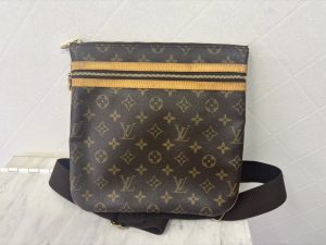 横浜市港南区上大岡で【ルイヴィトンの買取】ブランド買取ならリサイクルショップ買取おりづる横浜弘明寺店へ!