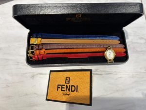 カメレオンチェンジベルト時計