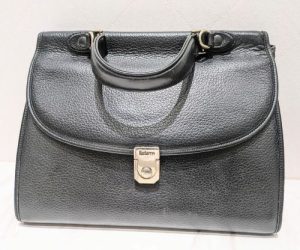東京都世田谷区成城で【Burberrys/バーバリー】バーバリーバックの高価買取なら買取おりづる成城学園前店へ