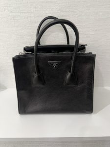 横浜市都筑区で【プラダ(PRADA）買取】ブランドバッグの買取！リサイクルショップ買取おりづる横浜センター北店へ！