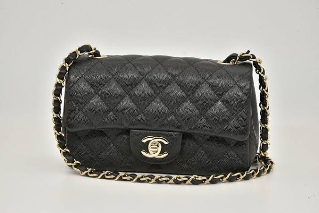 CHANEL シャネル マトラッセ キャビアスキン ショルダー