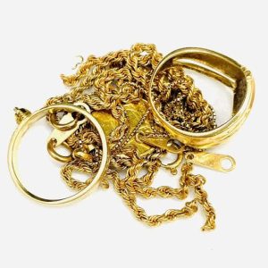 町田市成瀬で『金 貴金属』の買取なら買取おりづる横浜こどもの国店にお任せください！