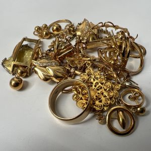 町田市成瀬で『金 貴金属』の買取なら買取おりづる横浜こどもの国店にお任せください！