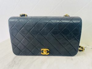 CHANEL マトラッセ ショルダーバッグ