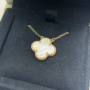 横浜市南区弘明寺で【ヴァンクリ Van Cleef & Arpels】の買取なら買取おりづる横浜弘明寺店にお任せください！