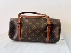 横浜市南区弘明寺で【ルイヴィトン】ブランド売るならリサイクルショップ買取おりづる横浜弘明寺店へ！