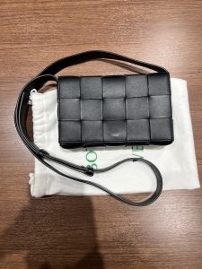 都筑区中川で【ボッテガヴェネタ( BOTTEGA VENETA）買取】ブランドバッグの買取！リサイクルショップ買取おりづる横浜センター北店へ！