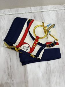 エルメス　カレ90スカーフ