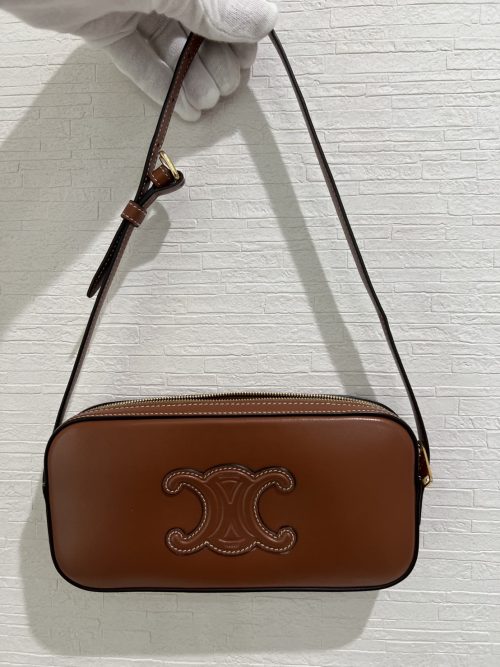 横浜市都筑区で【セリーヌ(CELINE）買取】ブランドバッグの買取！バッグをお売りになるなら買取おりづる横浜センター北店へ！