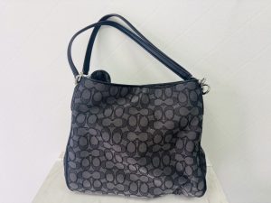 COACH シグネチャー ハンドバッグ