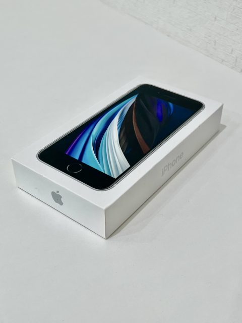 iPhone SE 第2世代 64GB