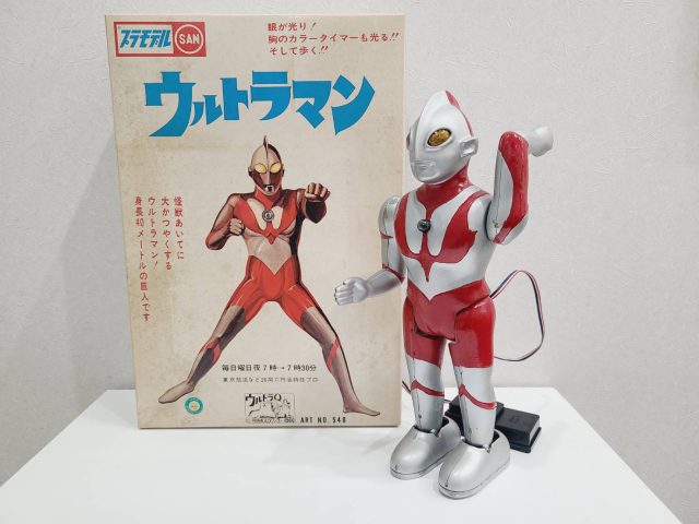ブリキ おもちゃ ウルトラマン