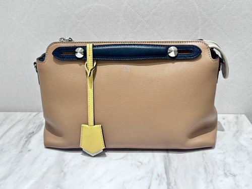 町田市成瀬で『FENDI フェンディ』の買取なら買取おりづる横浜こどもの国店へ！！