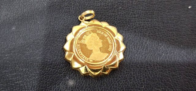 ペンダントトップレス　キャット金貨　1/25オンス