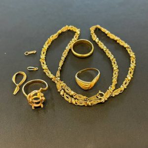 横浜市青葉区で『貴金属 金』の買取なら買取おりづる横浜こどもの国店にお任せください！