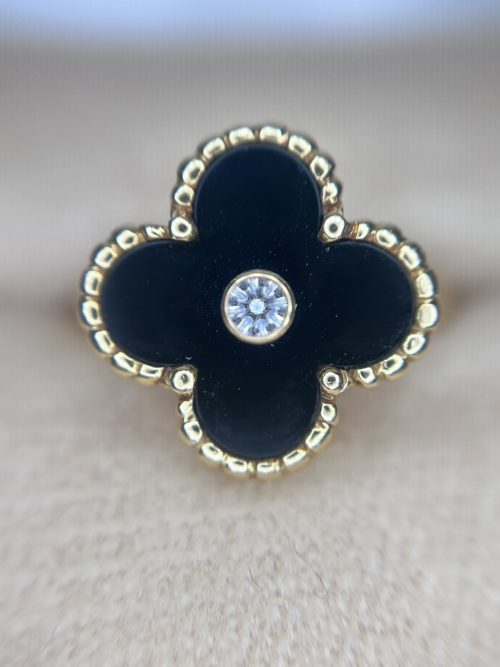 横浜市青葉区で『V＆A ヴァンクリーフ』の高額買取なら買取おりづる横浜こどもの国店ににお任せください！