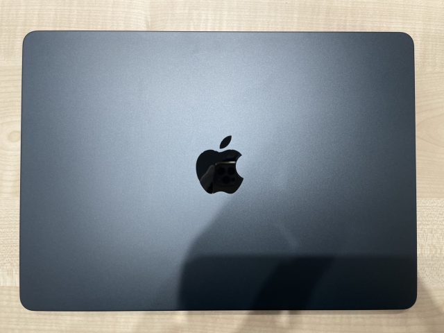 Apple MacBook Air メモリ8GB 256GB A2681