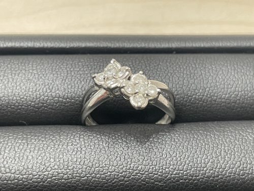 東京都世田谷区砧で【プラチナ・貴金属】プラチナアクセサリーの高価買取なら買取おりづる成城学園前店へ！