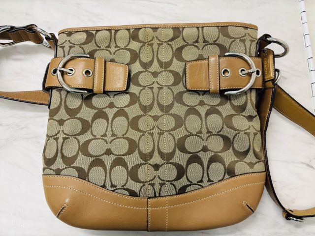 COACH シグネチャー ショルダーバッグ