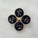 LV フラワーモチーフ ブローチ ブラック M65280