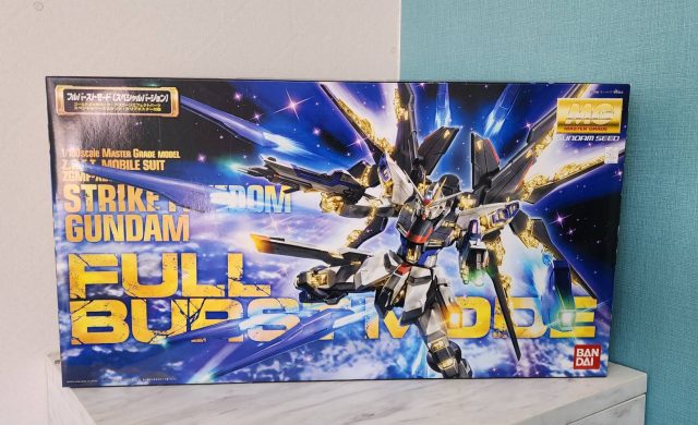 MG マスターグレード ストライクフリーダムガンダム フルバーストモード(スペシャルバージョン) 1/100スケール