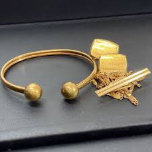 金 貴金属 アクセサリー K18
