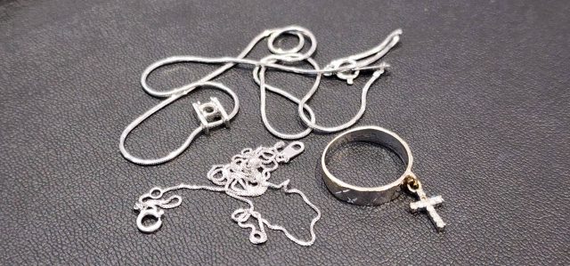 K18WG　18金ホワイトゴールド　アクセサリー　ネックレス