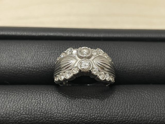 Pt900 プラチナリング ダイヤ1.01ct