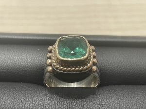 横浜市南区弘明寺で【ジュエリー】ダイヤ・エメラルドの買取ならリサイクルショップ買取おりづる横浜弘明寺店へ！