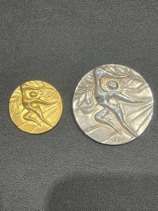 横浜市都筑区 センター北で【金 銀 貴金属 記念メダル 買取 センター北 】金 貴金属の高価買取なら買取おりづる横浜センター北店にお任せください！