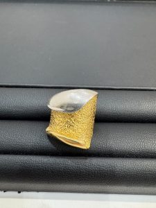 静岡市駿河区で【金・貴金属  買取 静岡 】金/貴金属の高価買取なら買取おりづる静岡ドン・キホーテパウSBS通り店へ♪