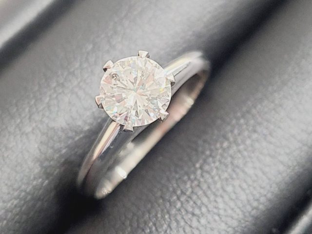 PT900 ダイヤモンドリング 0.87ct