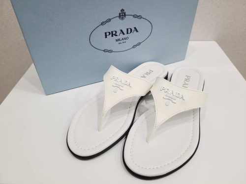 東京都世田谷区成城で【プラダ PRADA】ブランド品の高価買取なら買取おりづる成城学園前店へ！東京都世田谷区成城で【プラダ】ブランド品の高価買取なら買取おりづる成城学園前店へ！